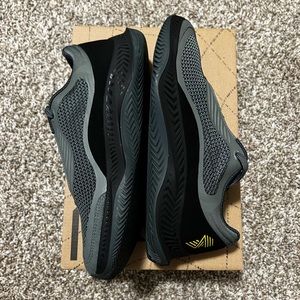 Size M 8.5, W 10 RAD Global CrossFit shoes